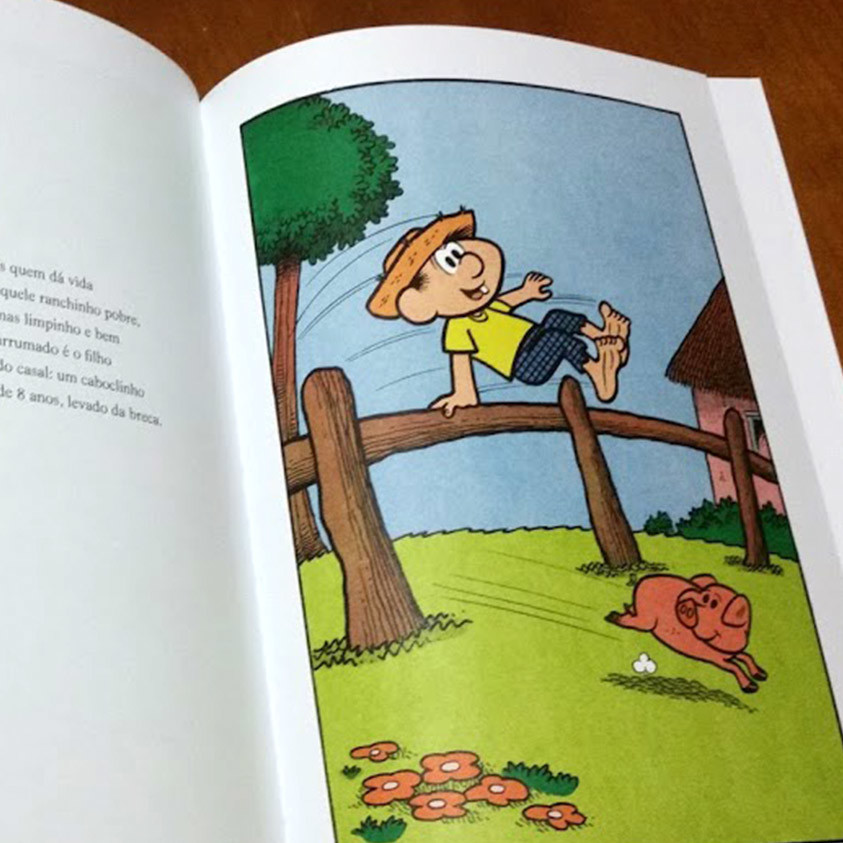 Página diagramada do livro Mauricio — O Início, com texto à esquerda e ilustração restaurada à direita