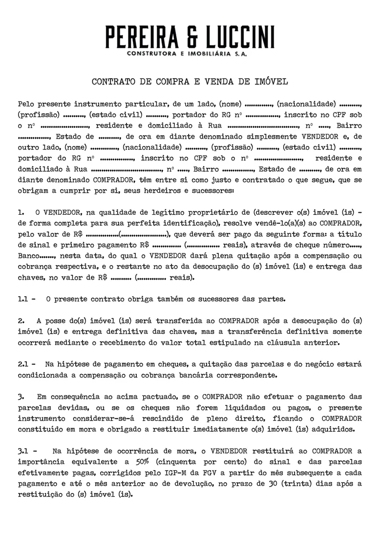 Primeira página de contrato de compra e venda de imóvel com o cabeçalho da Pereira & Luccini